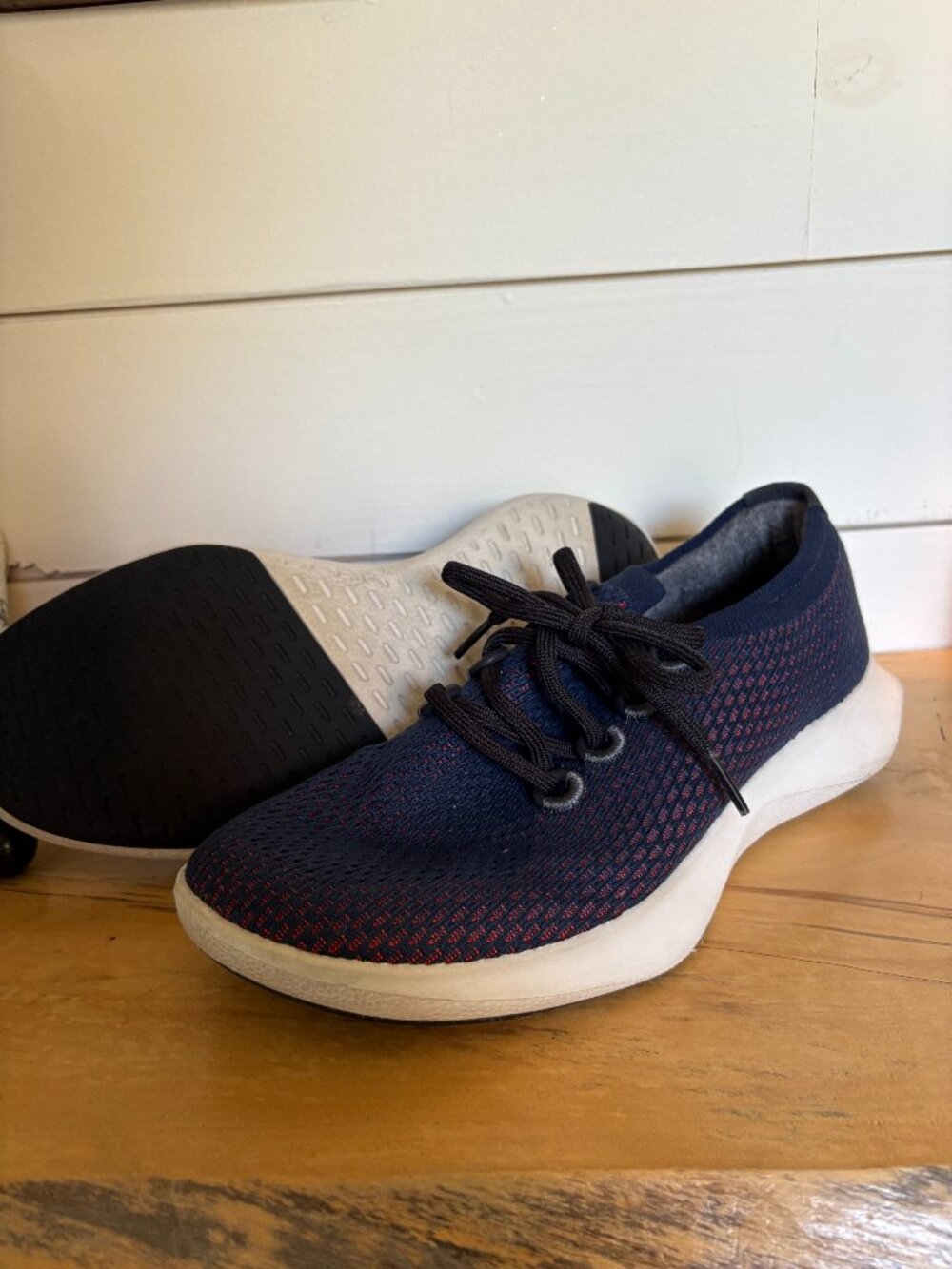 Allbirds Wool Runners – Navy/Red (Men’s 9.5)